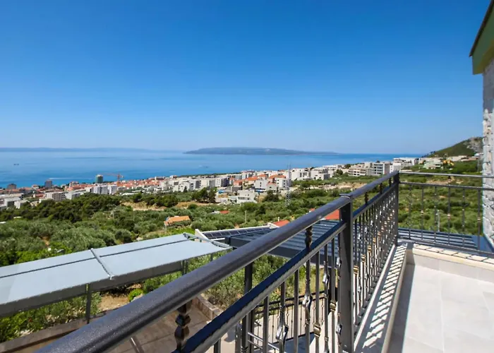 Belvue Dream Spot Villa *